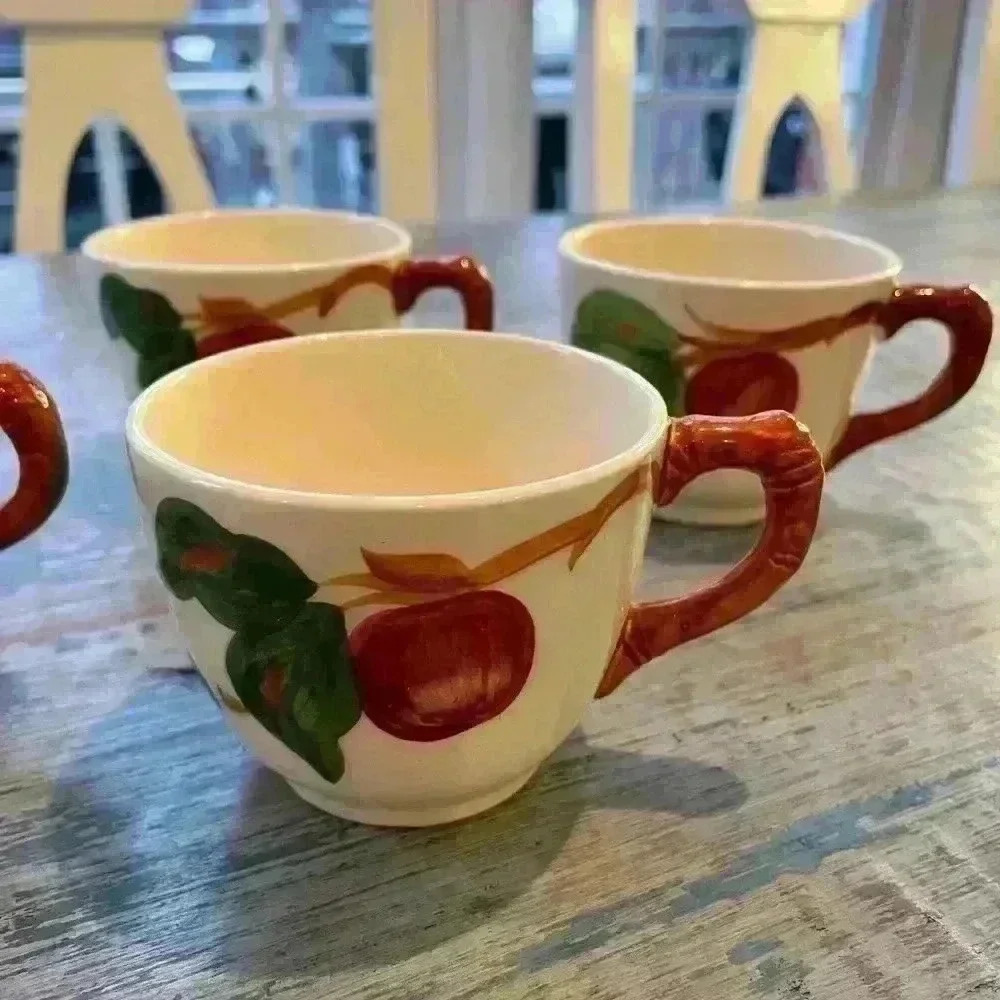 Franciscan Vintage Apple Pattern Tea / Coffee Cups 8 oz Set of 4